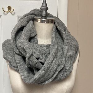 Cozy Gray Knit Scarf